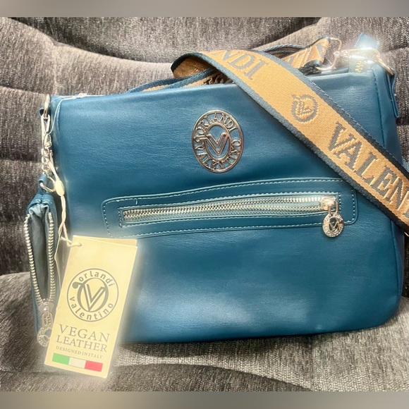 Orlandi Valentino Vegan Leather Bag. NWT - Picture 5 of 5